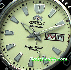 ORIENT MAKO XL 200m DIVING SPORTS FEM75005R