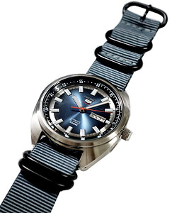 22mm ADMIRAL Nato Nylon Strap Code: N22BGY Color: Grey