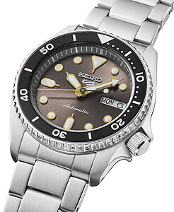 SEIKO 5 SKX Sports Style Mid Size Automatic SRPL79K1