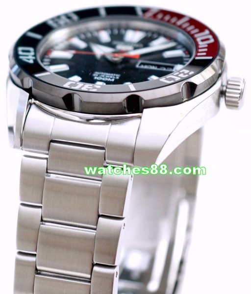 watches88. SEIKO 5 Sports 100m Automatic SRPC57K1