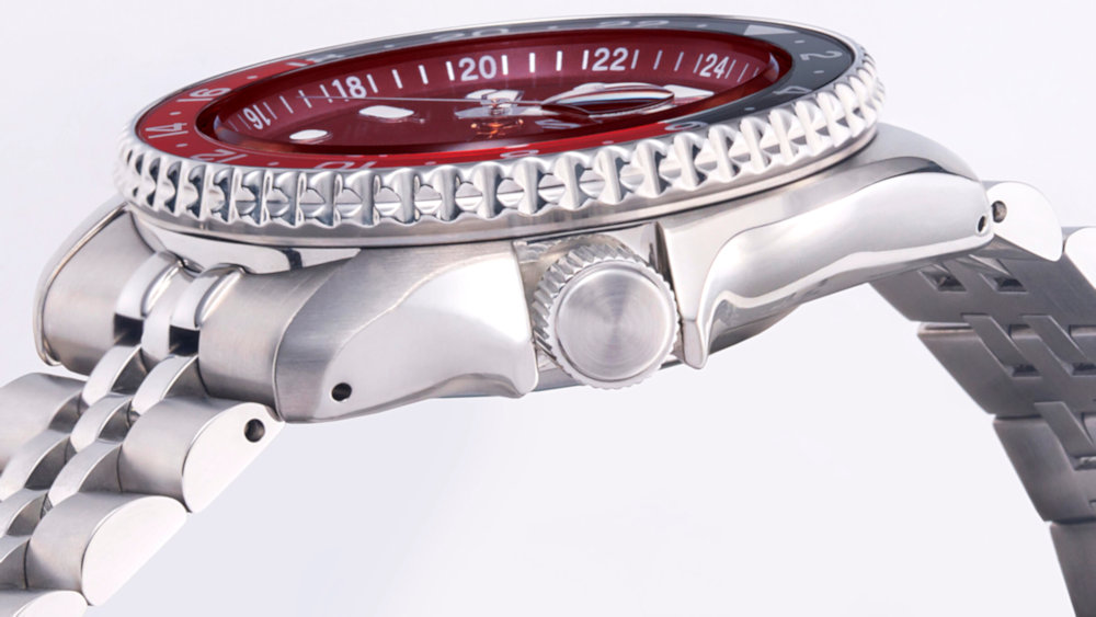 SEIKO 5 SKX GMT Passion Red Limited Edition 1000pcs 100m Automatic SSK031K1